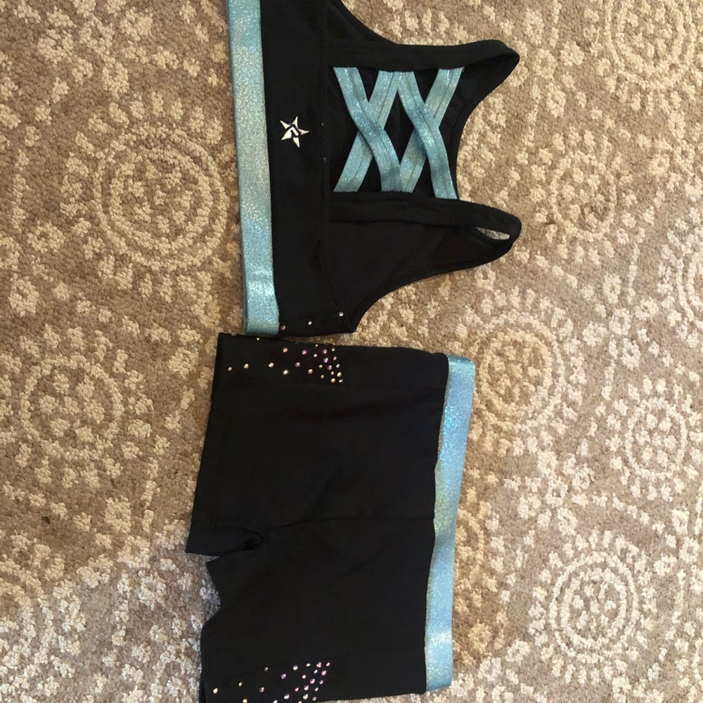 Rebel youth large sports bra shorts and jersey